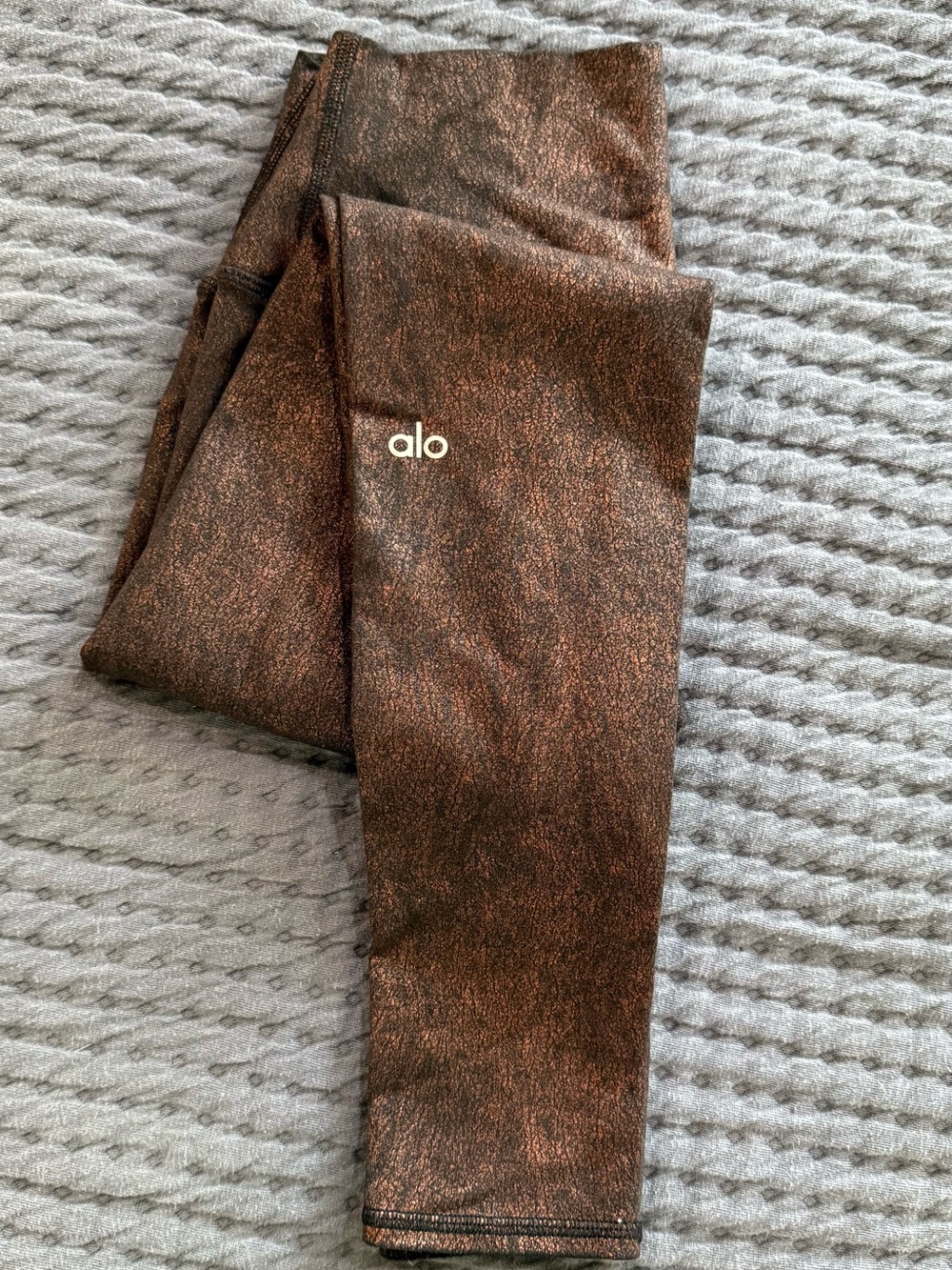 Alo Yoga Airlift High-Waist Metallic Bronze Leggings – Size S